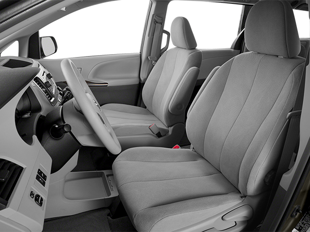 2014 Toyota Sienna LE 7 Passenger