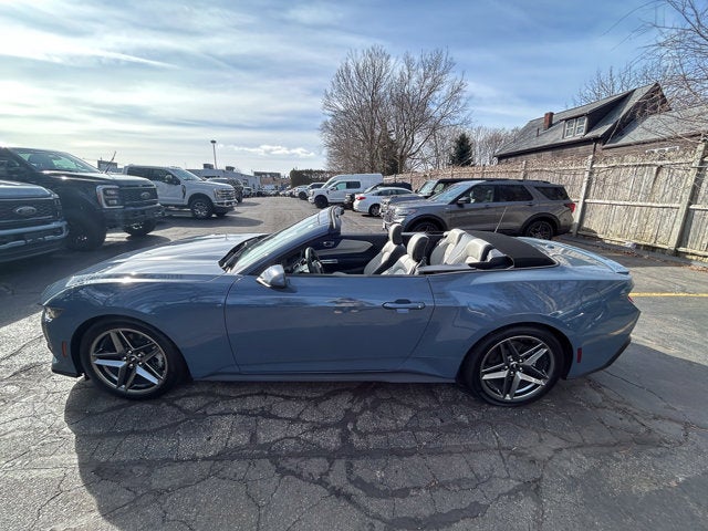 2025 Ford Mustang I4CV