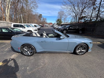 2025 Ford Mustang I4CV