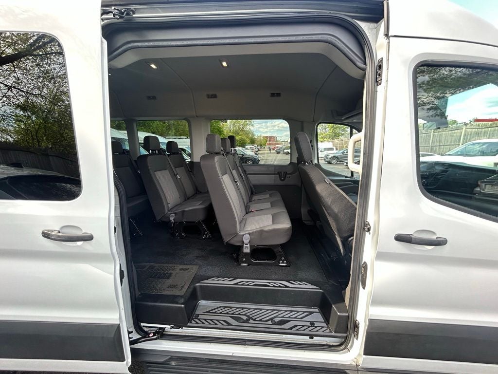 2024 Ford Transit Passenger Wagon XL