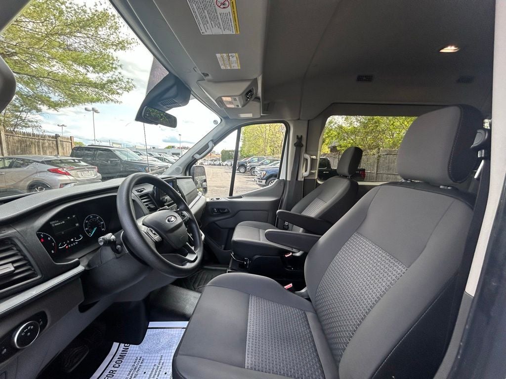 2024 Ford Transit Passenger Wagon XL