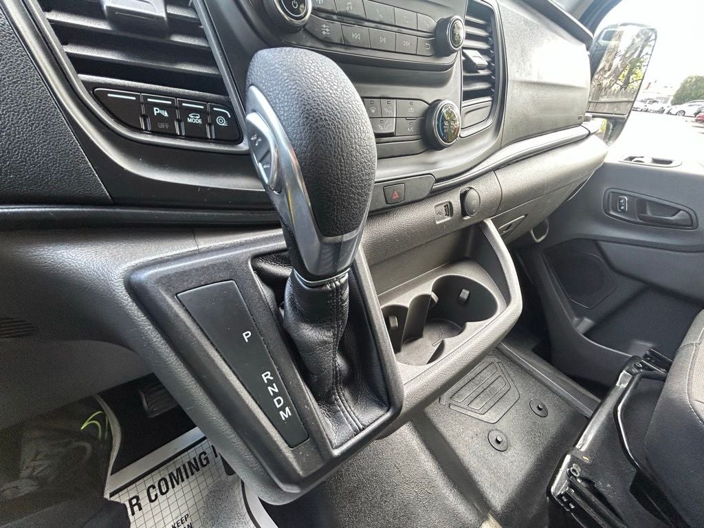 2024 Ford Transit Passenger Wagon XL