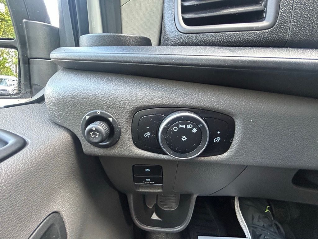 2024 Ford Transit Passenger Wagon XL