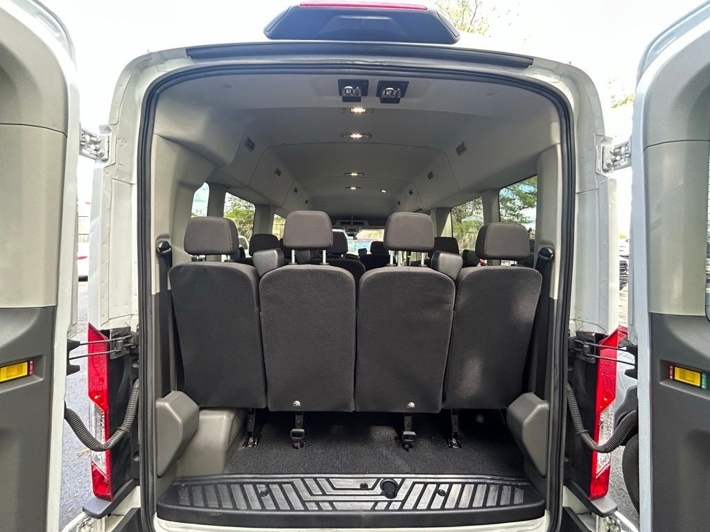2024 Ford Transit Passenger Wagon XL