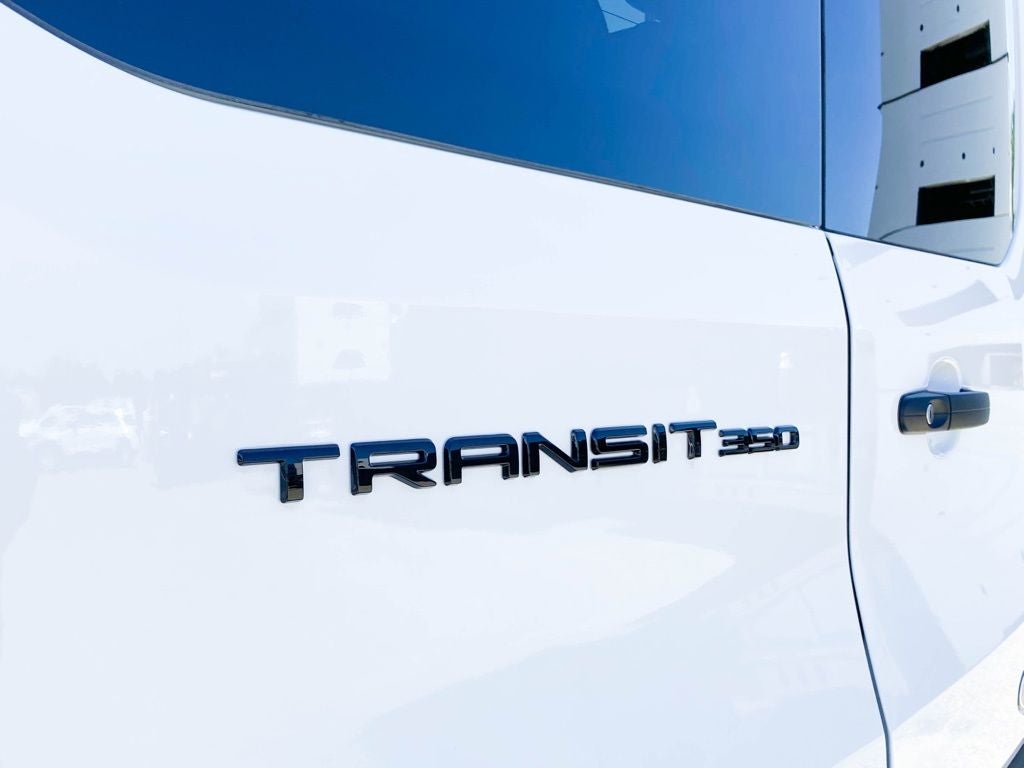 2026 Ford Transit Passenger Wagon XL