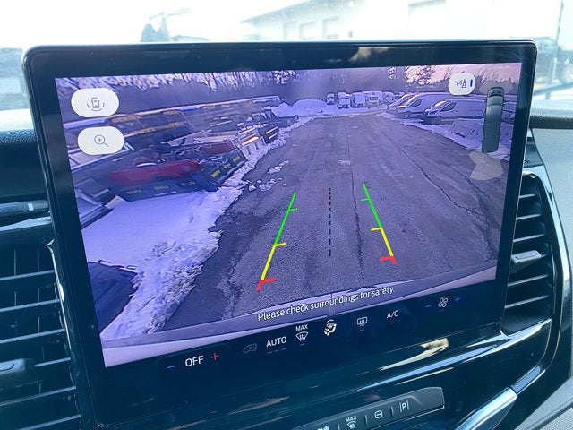 2025 Ford Transit Passenger Wagon XLT 15 Passenger