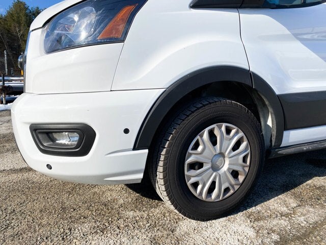 2025 Ford Transit Passenger Wagon XLT