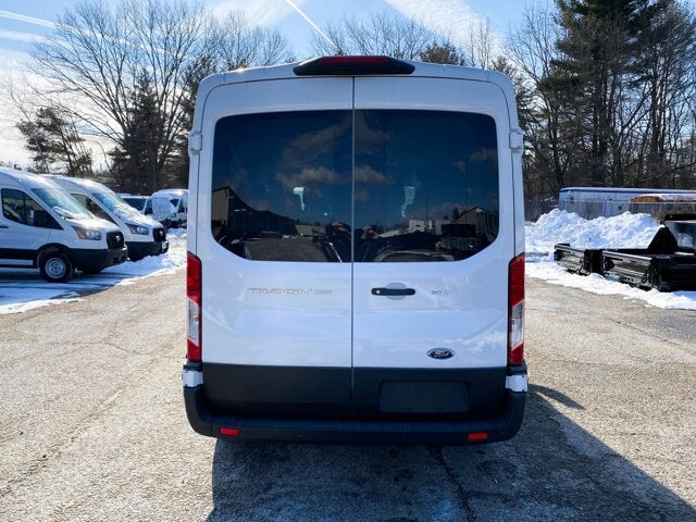2025 Ford Transit Passenger Wagon XLT