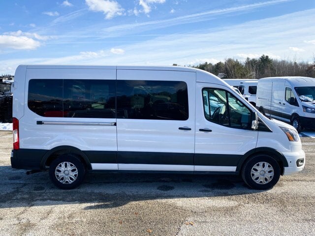 2025 Ford Transit Passenger Wagon XLT
