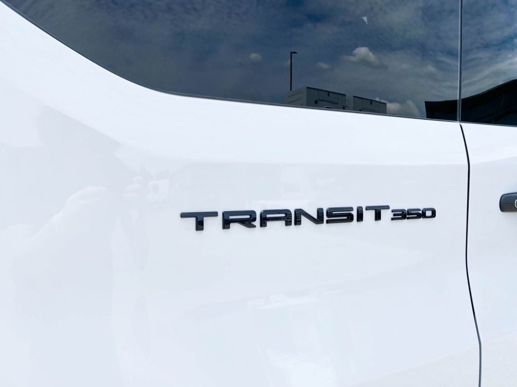 2026 Ford Transit Passenger Wagon XL
