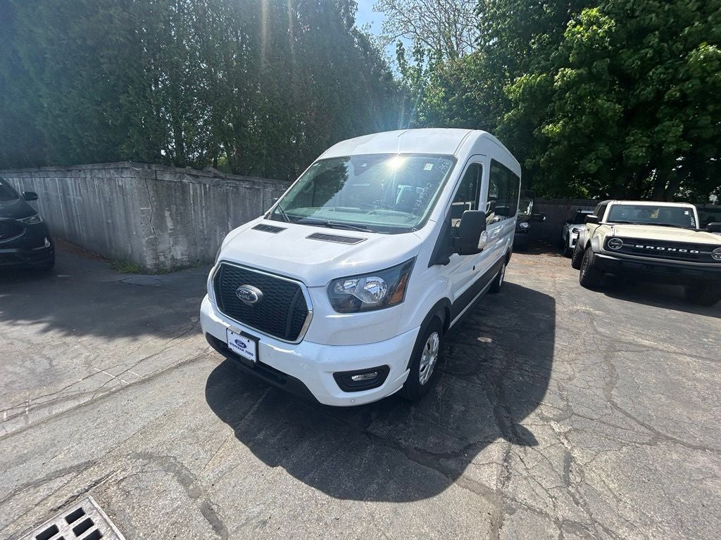 2023 Ford Transit-350 XLT 15 Passenger M/Roof Certified P/O