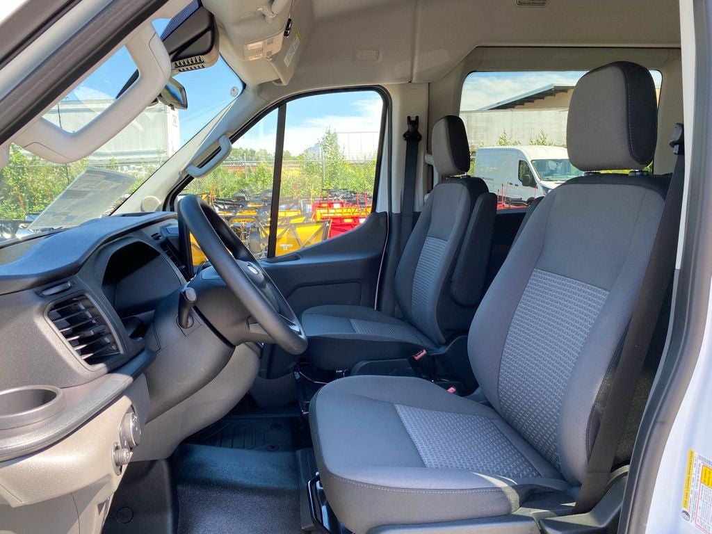 2026 Ford Transit Passenger Wagon XL