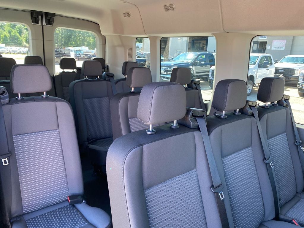 2026 Ford Transit Passenger Wagon XL
