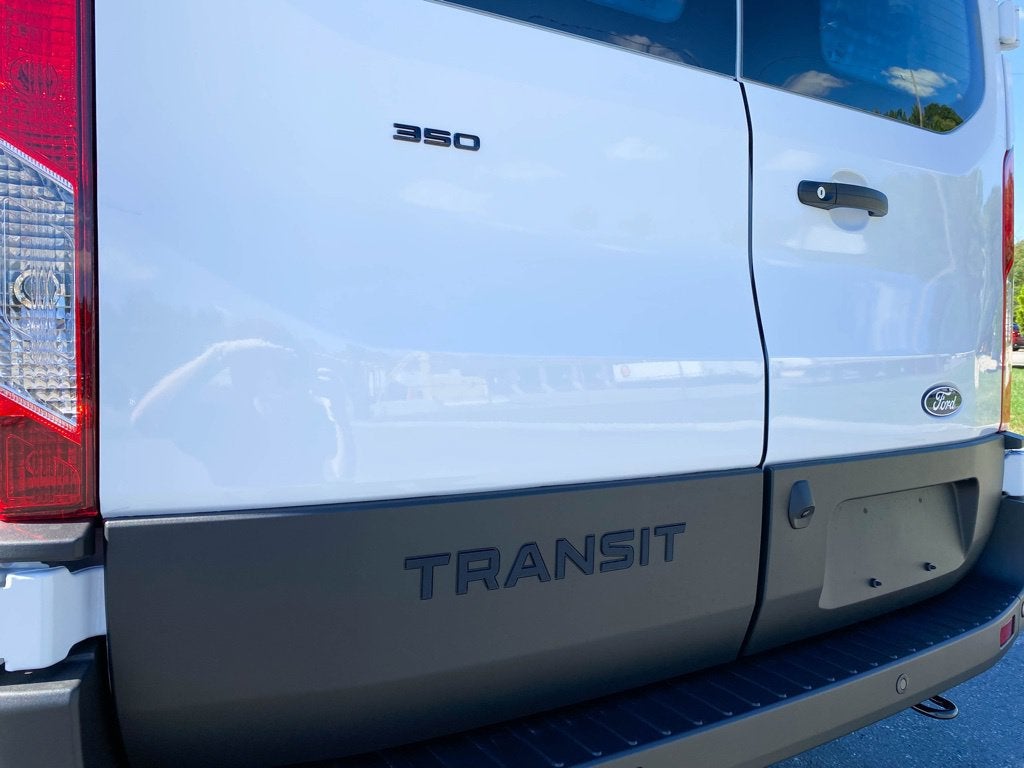 2027 Ford Transit Passenger Wagon XL