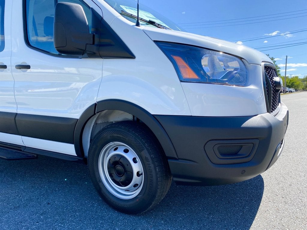 2027 Ford Transit Passenger Wagon XL