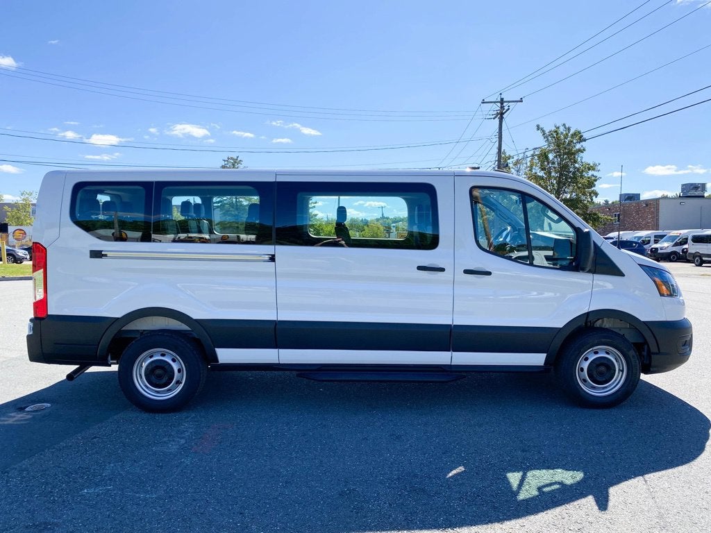 2027 Ford Transit Passenger Wagon XL