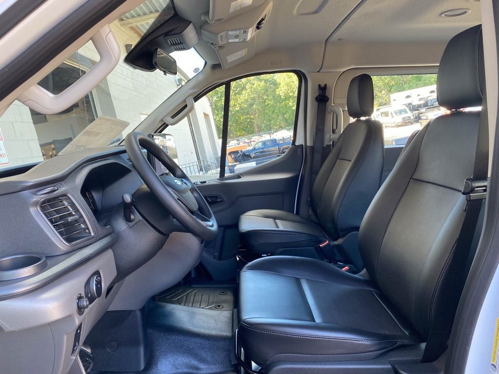 2027 Ford Transit Passenger Wagon XL
