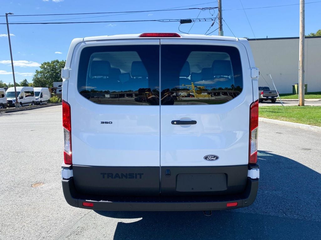 2027 Ford Transit Passenger Wagon XL