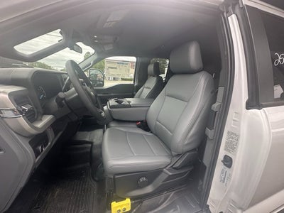 2025 Ford Super Duty F-550 XL 4x4