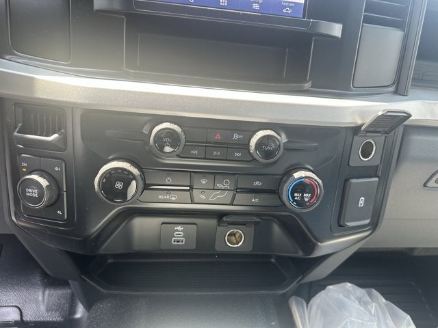 2025 Ford Super Duty F-550 XL 4x4