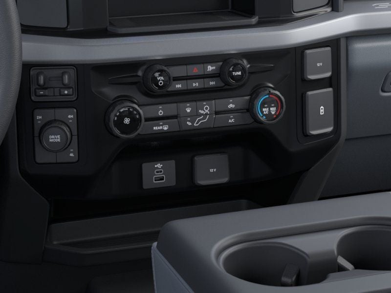 2026 Ford F-350 Chassis XL Crew Cab 4x4