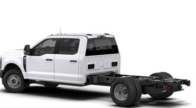 2026 Ford F-350 Chassis XL Crew Cab 4x4