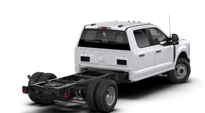 2026 Ford F-350 Chassis XL Crew Cab 4x4
