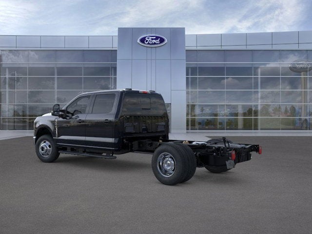2026 Ford Super Duty F-350 Chassis XL Super Cab 4x4