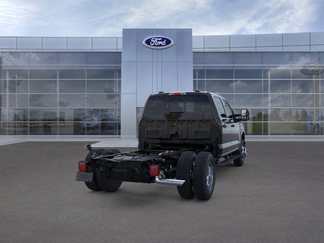 2026 Ford Super Duty F-350 Chassis XL Super Cab 4x4