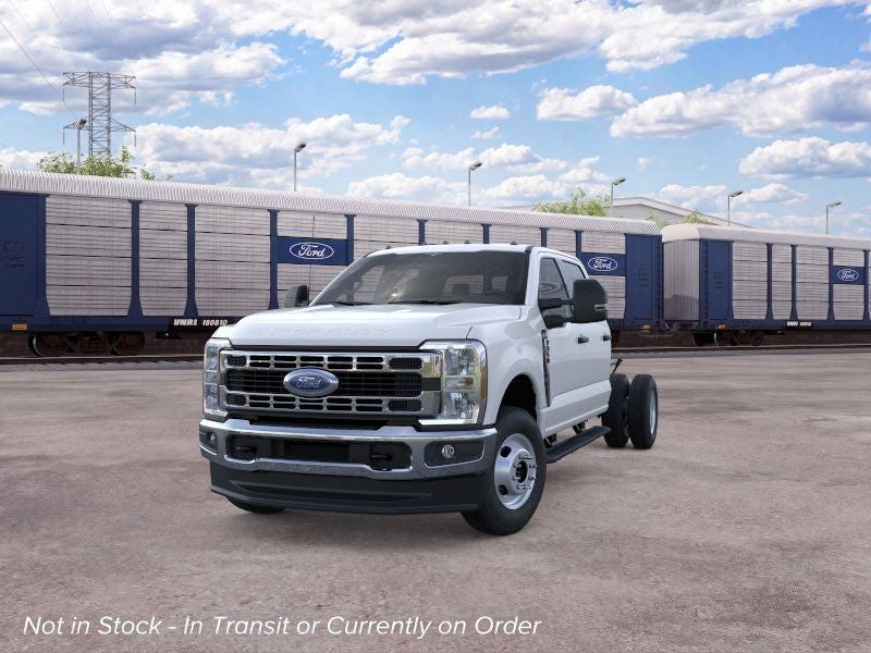 2026 Ford F-350 Chassis XL Crew Cab 4x4