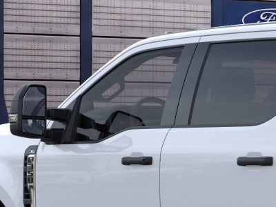 2026 Ford F-350 Chassis XL Crew Cab 4x4