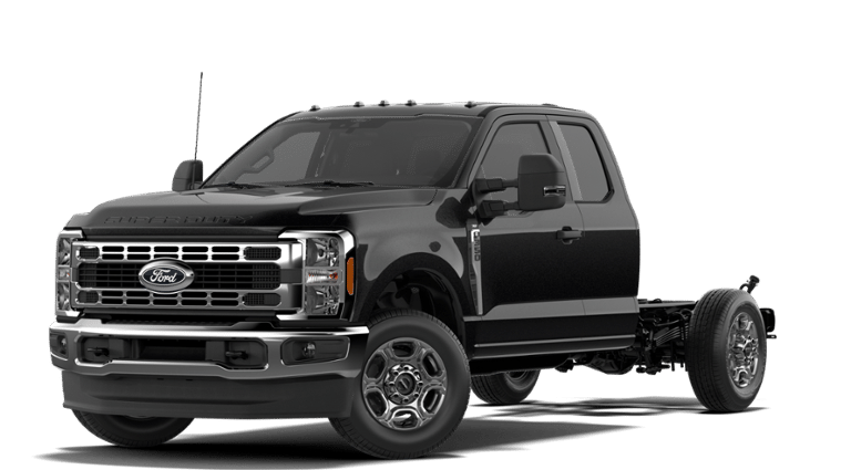 2027 Ford F-350 Chassis XLT Super Cab 4x4