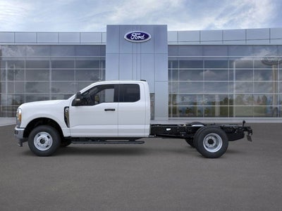 2025 Ford Super Duty F-350 Chassis XL Super Cab 4x4