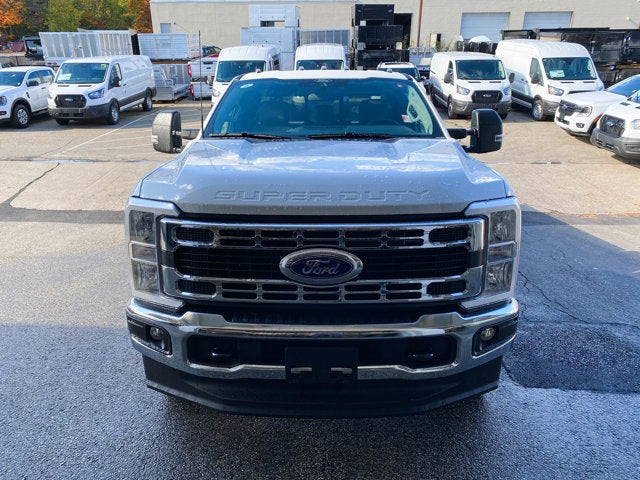2026 Ford Super Duty F-350 Chassis XL Super Cab 4x4