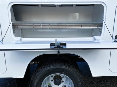 2026 Ford Super Duty F-350 Chassis XL Super Cab 4x4