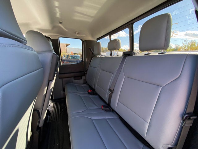 2026 Ford Super Duty F-350 Chassis XL Super Cab 4x4