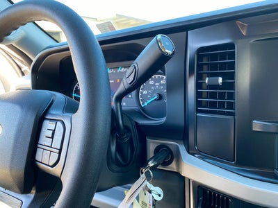 2026 Ford Super Duty F-350 Chassis XL Super Cab 4x4