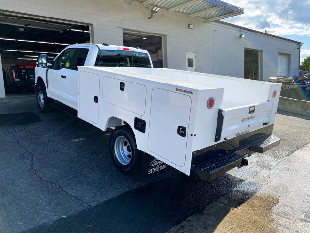 2026 Ford Super Duty F-350 Chassis XL Super Cab 4x4