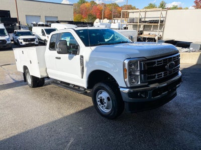 2026 Ford Super Duty F-350 Chassis XL Super Cab 4x4