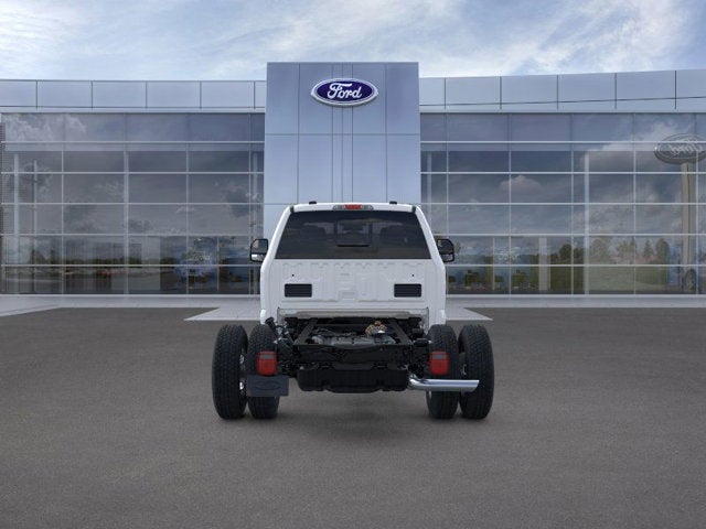 2025 Ford Super Duty F-350 Chassis XL Super Cab 4x4