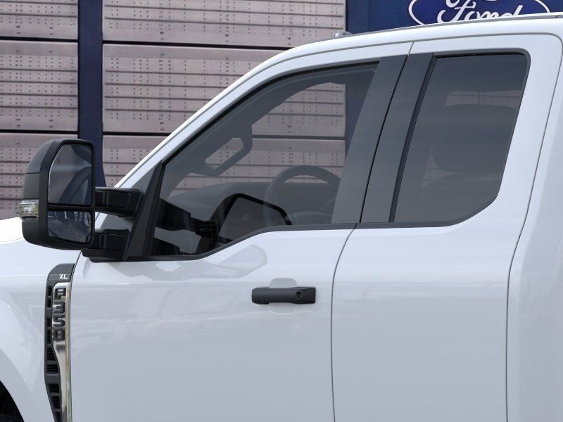 2026 Ford F-350 Chassis XL Super Cab 4x4 DRW