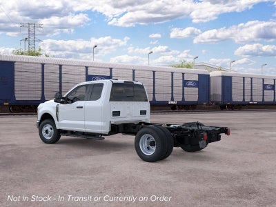 2026 Ford F-350 Chassis XL Super Cab 4x4 DRW