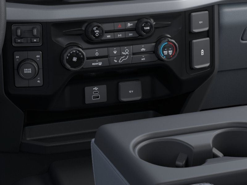 2026 Ford F-350 Chassis XL Super Cab 4x4