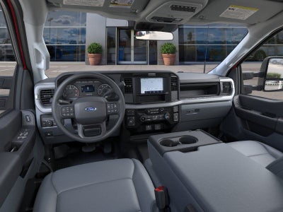 2026 Ford F-350 Chassis XL Super Cab 4x4