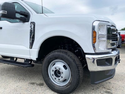 2026 Ford F-350 Chassis XL Super Cab 4x4