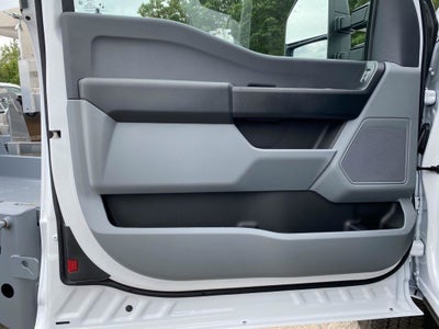 2026 Ford F-350 Chassis XL Super Cab 4x4