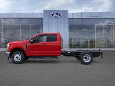 2026 Ford Super Duty F-350 Chassis XL Super Cab 4x4