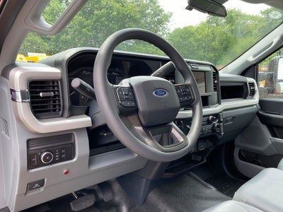 2026 Ford F-350 Chassis XL Super Cab 4x4