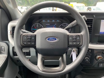 2026 Ford F-350 Chassis XL Super Cab 4x4