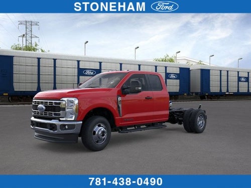 2026 Ford Super Duty F-350 Chassis XLT Super Cab 4x4